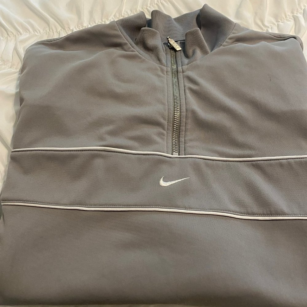 Nike quarter zip baseball jacket size L gray and white